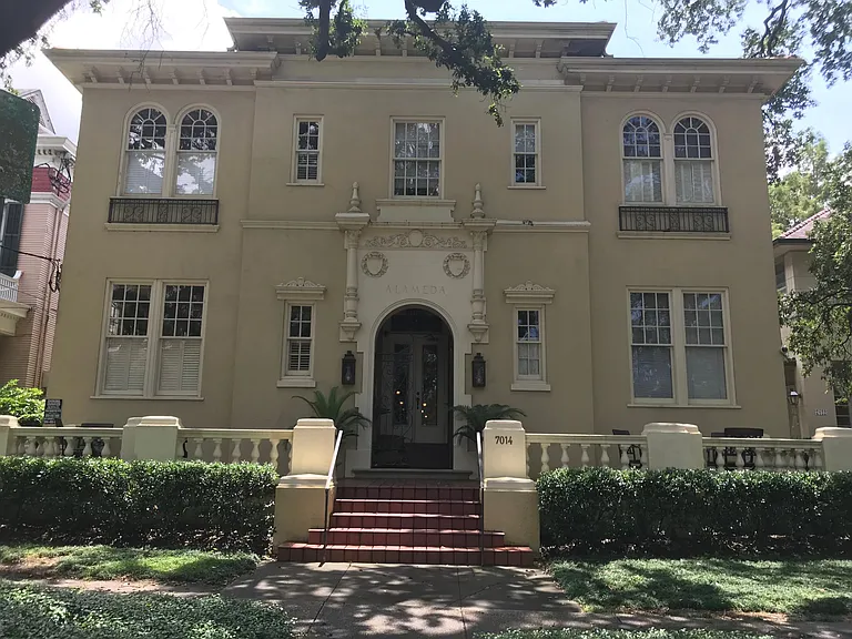 7014 Saint Charles Ave #E — Photo 1