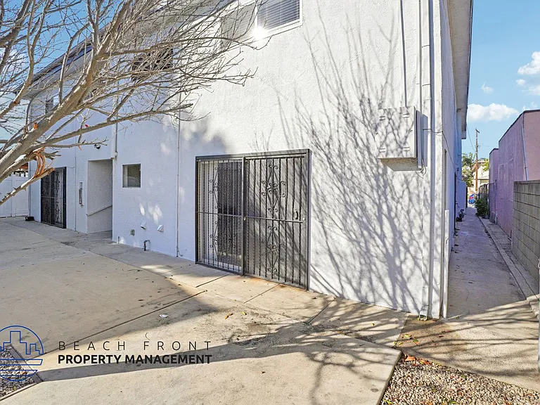 11626 Cedar Ave — Photo 82
