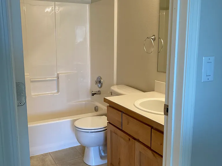 1225 E Cactus Ave — Photo 7