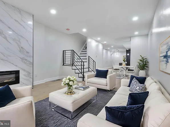 3009 W Oxford St, Philadelphia, PA 19121