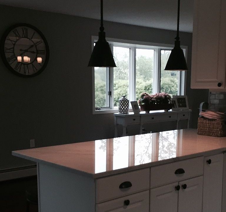 21 Pillsbury St, MA 01833 Zillow