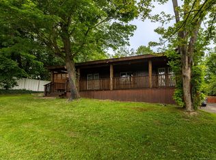 340 Woodbury Rd, Watertown, CT 06795