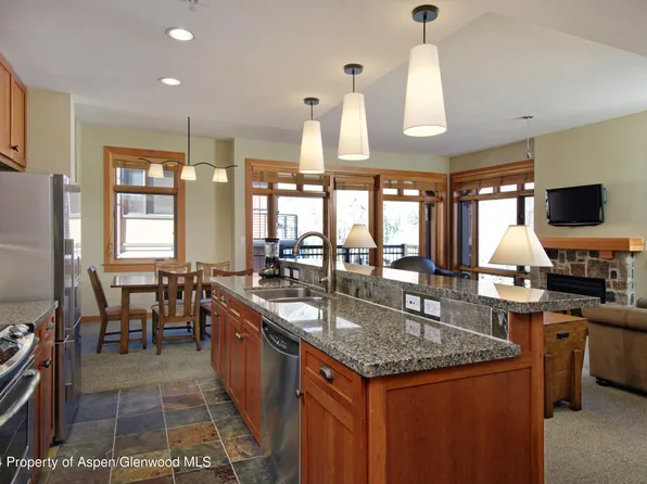 110 Carriage Way #3201, Snowmass Village, CO 81615