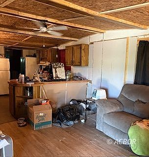 3rd image of 37180 Sumner Rd
