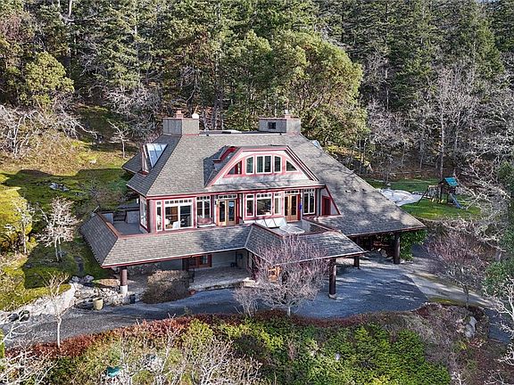 3rd image of 8242 Thomson Pl
