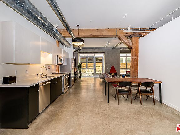 2nd image of 527 Molino St Unit 112