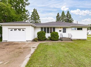 1107 Washington Ave, Cloquet, MN 55720