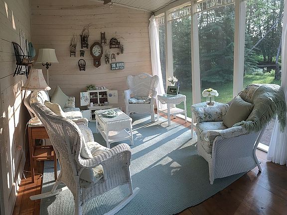 Riverside screened porch