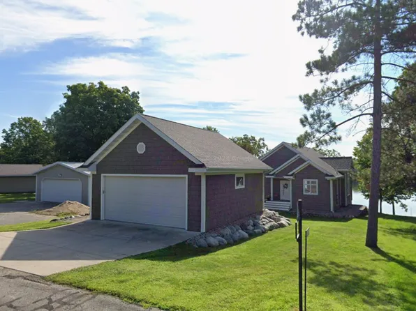 1231 Long Beach Dr, Detroit Lakes, MN 56501