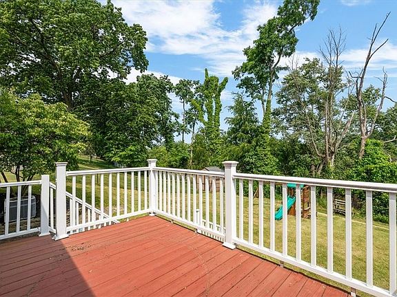 4th image of 6717 Ridgevue Dr