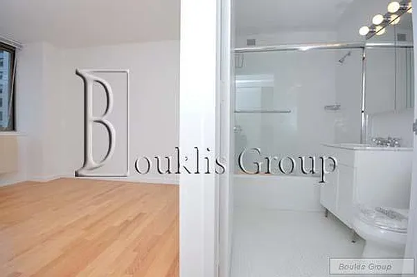 Rented by Bouklis Group | media 3