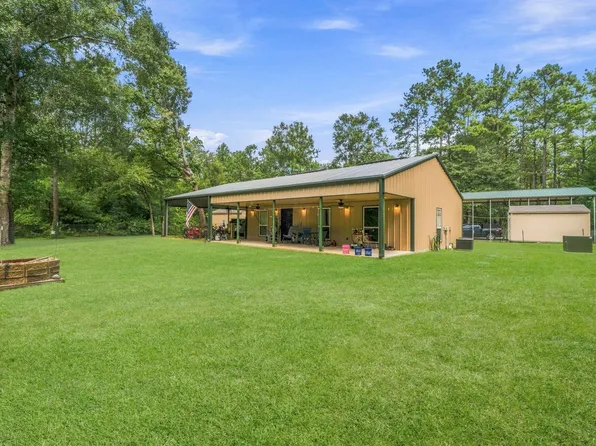 340 Tree Monkey Rd, Livingston, TX 77351
