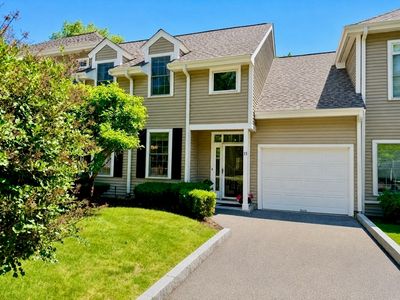 15 Evergreen Cir #15, Canton, MA, 02021