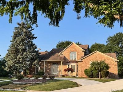 979 Emerson Dr, Troy, MI, 48084