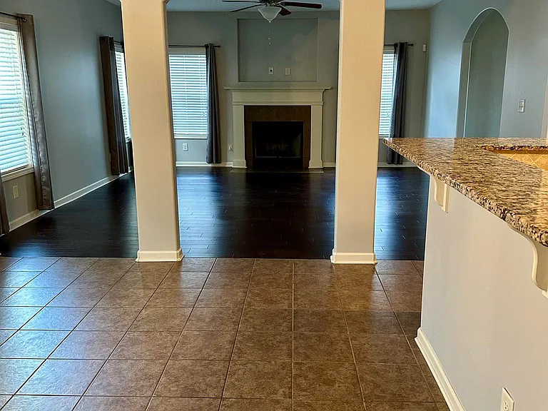 121 Hawks Tail Dr — Photo 11