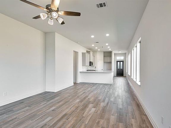 3rd image of 2121 Winsbury Way