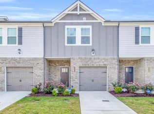 1256 W End Station Dr, Lebanon, TN 37087