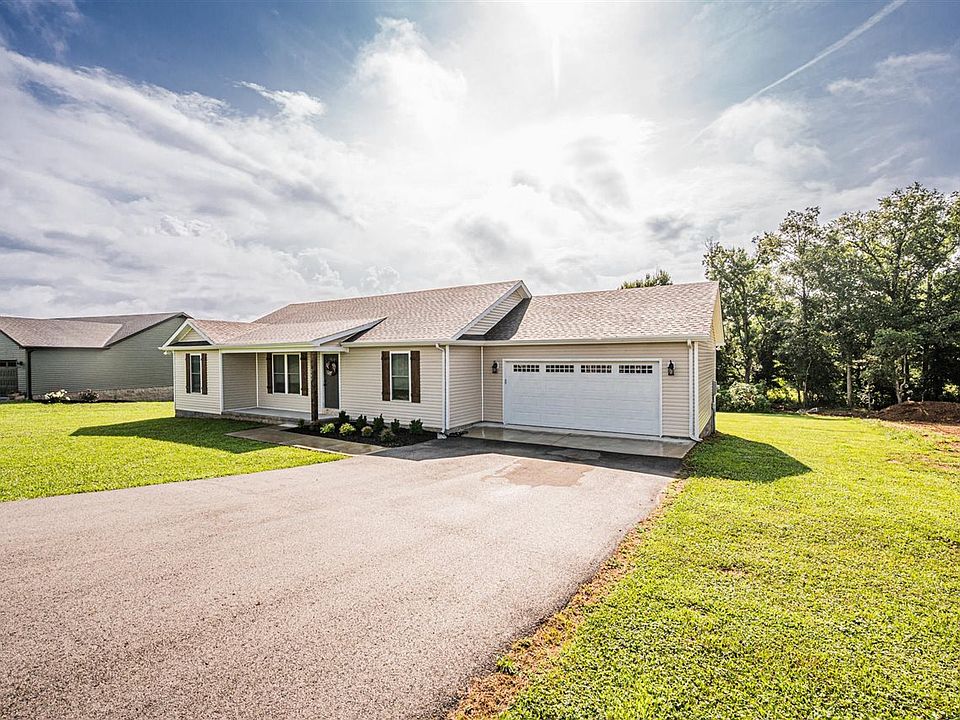1st image of 260 Walnut Grove Dr