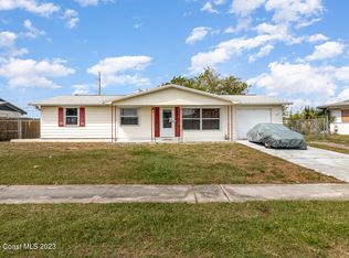 872 Cadez St NE, Palm Bay, FL 32905