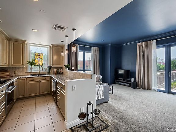 4th image of 400 E 3rd Avenue #205