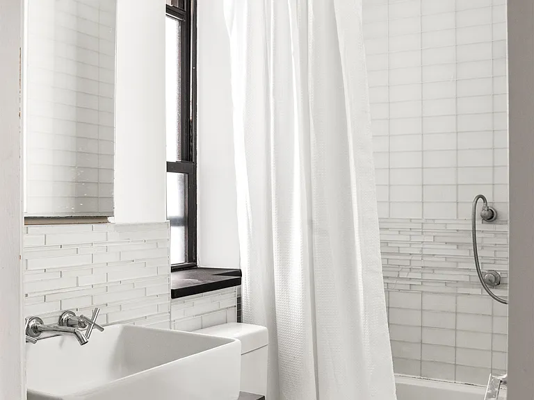 120 W 58th St #6D — Photo 9