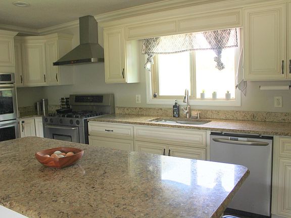 4th image of 2539 Chisholm Rd