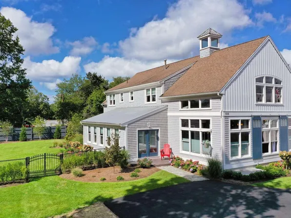 156 Teaticket Highway, East Falmouth, MA 02536
