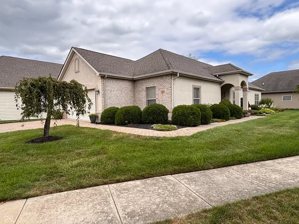 300 Hibiscus Dr, Lafayette, IN 47909
