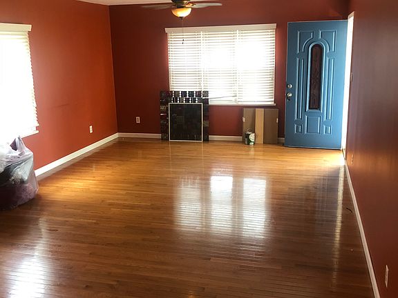 5th image of 107 N Boggess Ave