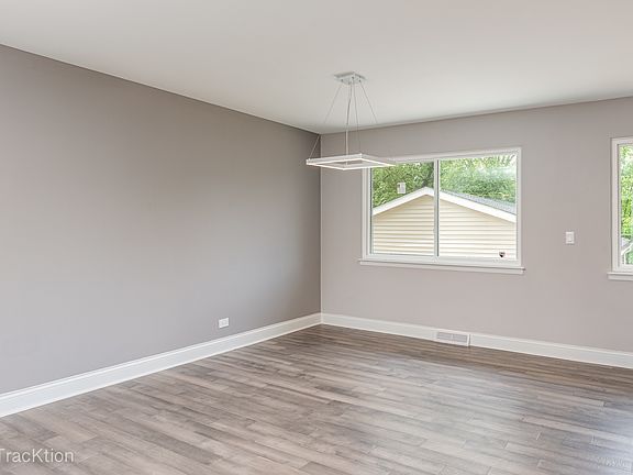 5th image of 6308 Maxwell Dr