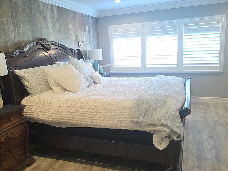5349 Lakefront Blvd #B — Photo 14