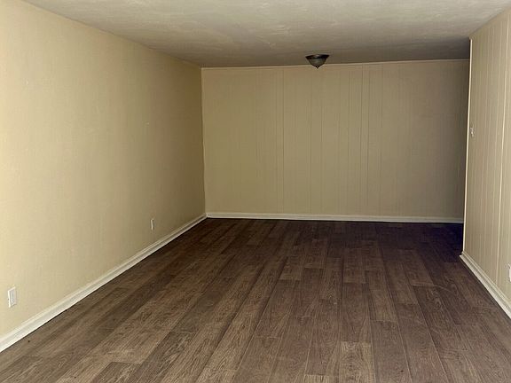 2nd image of 45 Dan Wythe Dr APT 7