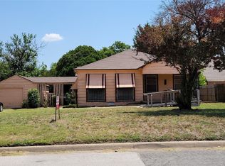 5010 E Frio Dr, Dallas, TX 75216