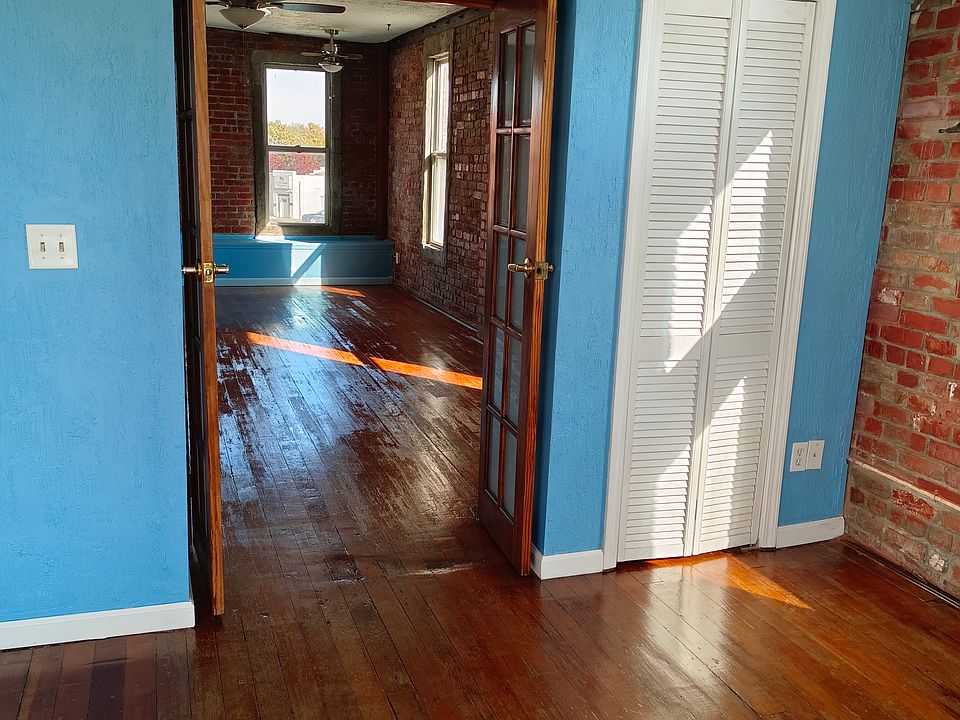 1st image of 113 1/2 E Lexington Ave