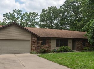 1122 W Vancouver Street, Springfield, MO 65803