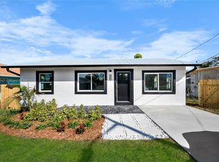 8477 SE Begonia Way, Hobe Sound, FL 33455