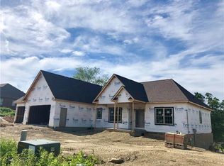 101 Crabapple Dr, Butler, PA