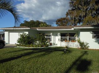 1745 S Paradise Point, Inverness, FL 34450