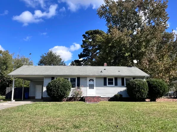 104 Cardinal Road, Jacksonville, NC 28546