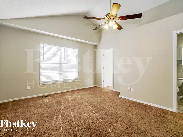 469 Furman St — Photo 9