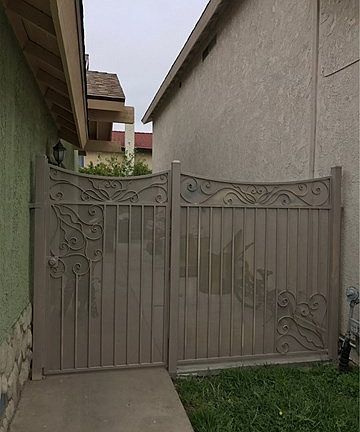 3rd image of 14472 Oak Knoll Ct