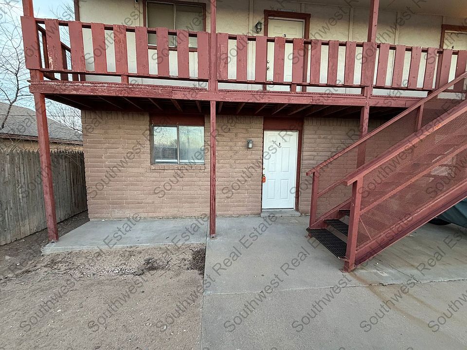 1st image of 605 W Commercial St #1