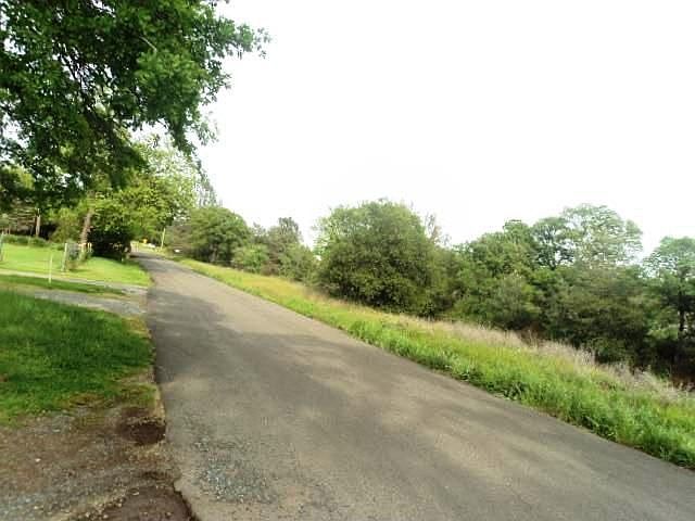 2nd image of 350 Old Airport Rd