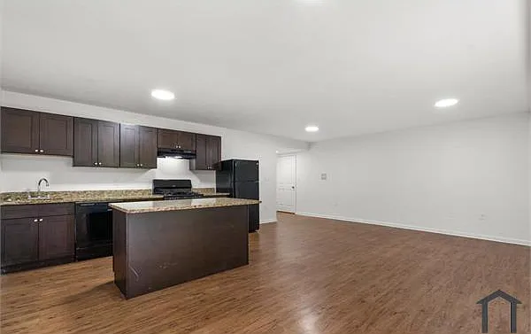 3900 Gwynn Oak Ave — Photo 3