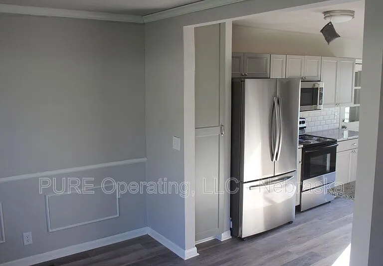 670 S 69th St — Photo 9