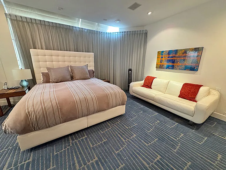 3509 Ocean Front Walk — Photo 20