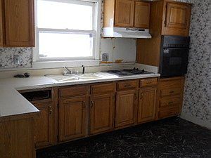 3rd image of 115 S Henrietta Ave