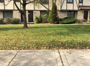 5273 Timberline Rd, Columbus, OH 43220