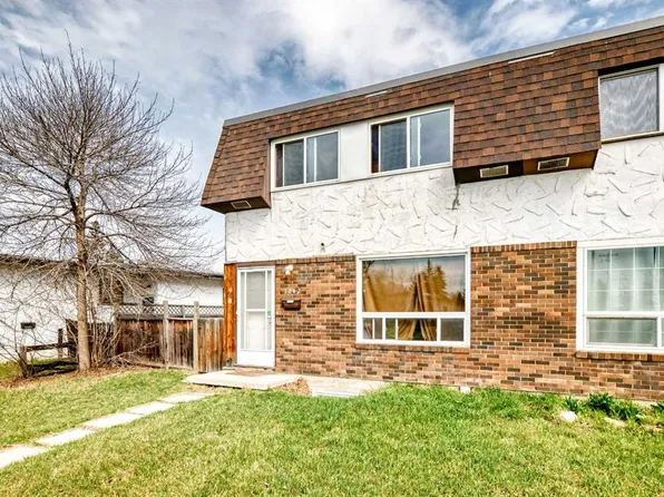 3042 W Doverville Cres SE, Calgary, AB T2B 1T9