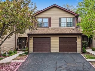 71 Bayberry Dr, Franklin Twp., NJ 08873